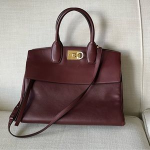 Salvatore Ferragamo Studio Bag (burgundy)
